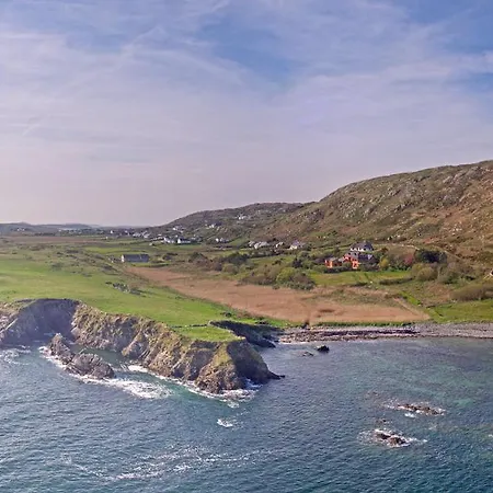 Dolphin Beach House Hotel Clifden