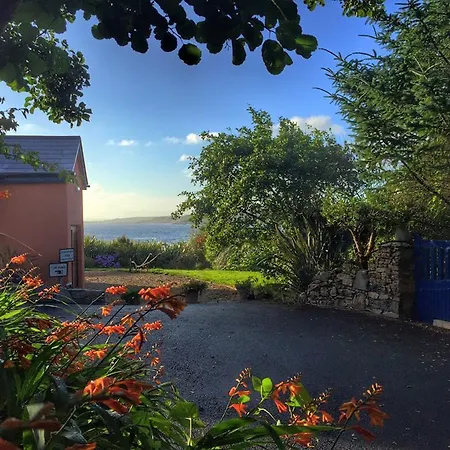Dolphin Beach House Clifden